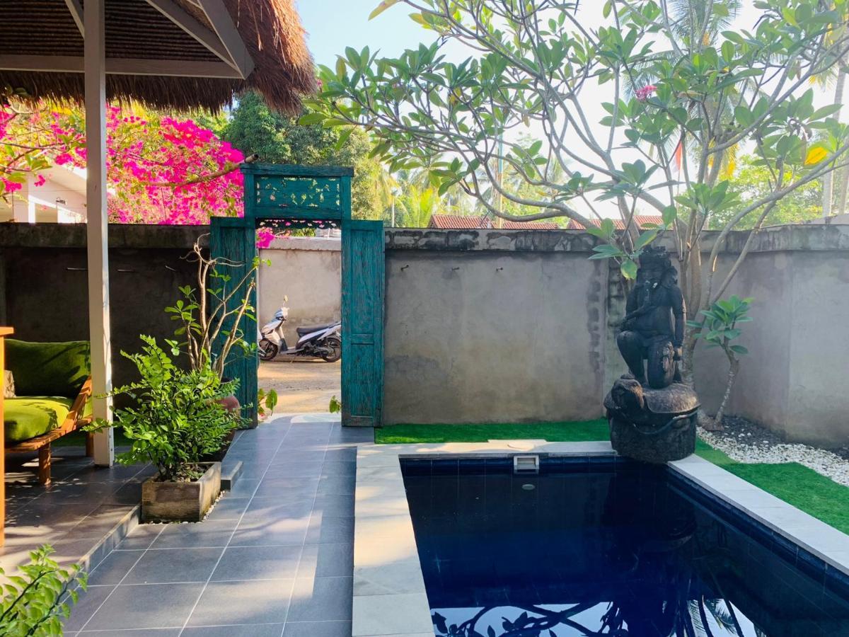Mewali Villa'S Kuta  Ngoại thất bức ảnh