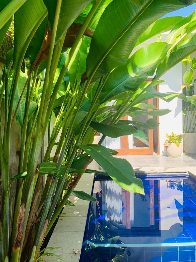 Mewali Villa'S Kuta  Ngoại thất bức ảnh
