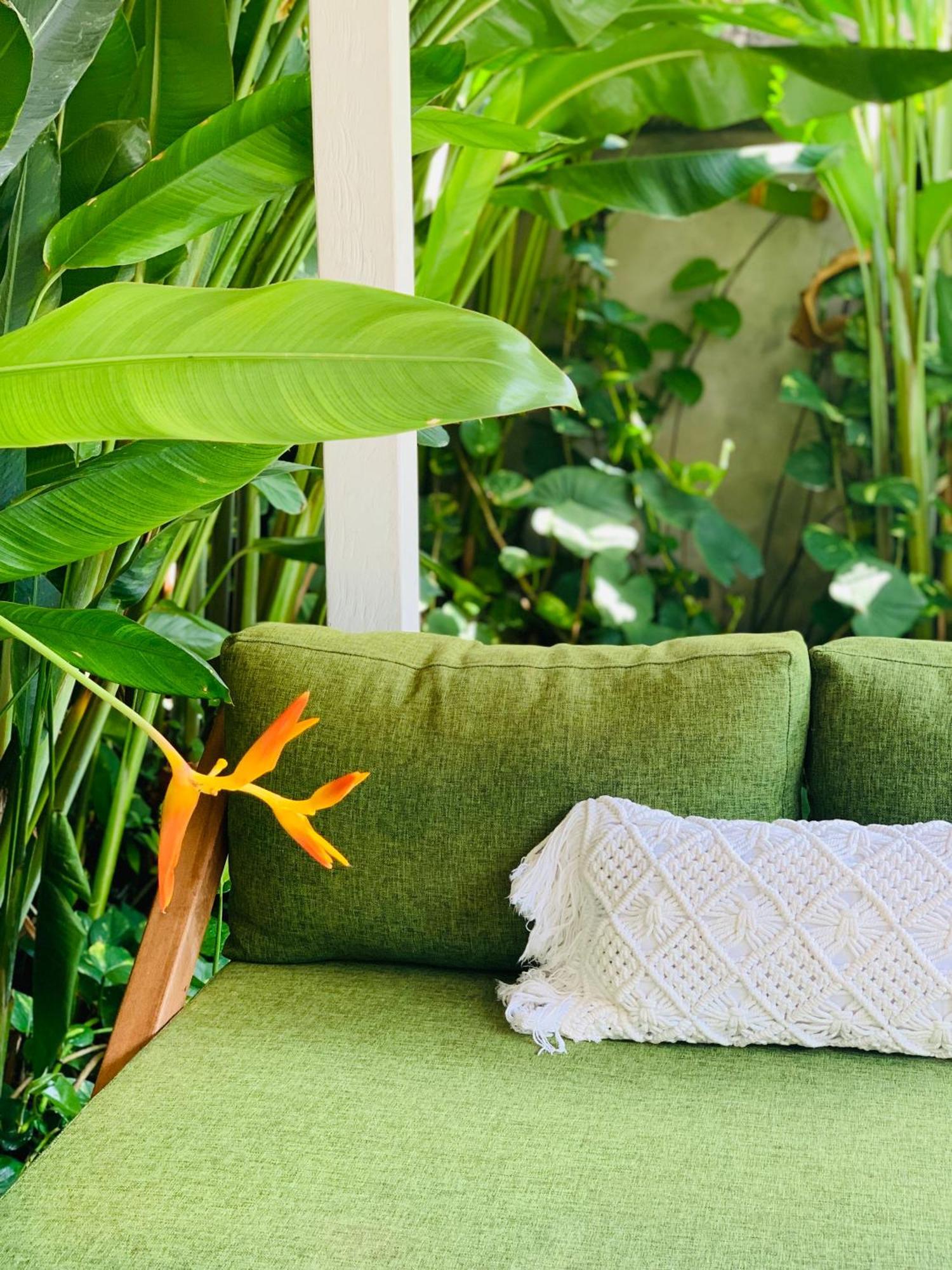 Mewali Villa'S Kuta  Ngoại thất bức ảnh
