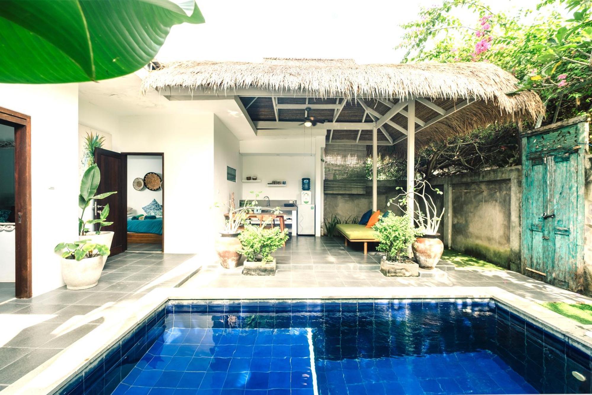 Mewali Villa'S Kuta  Ngoại thất bức ảnh