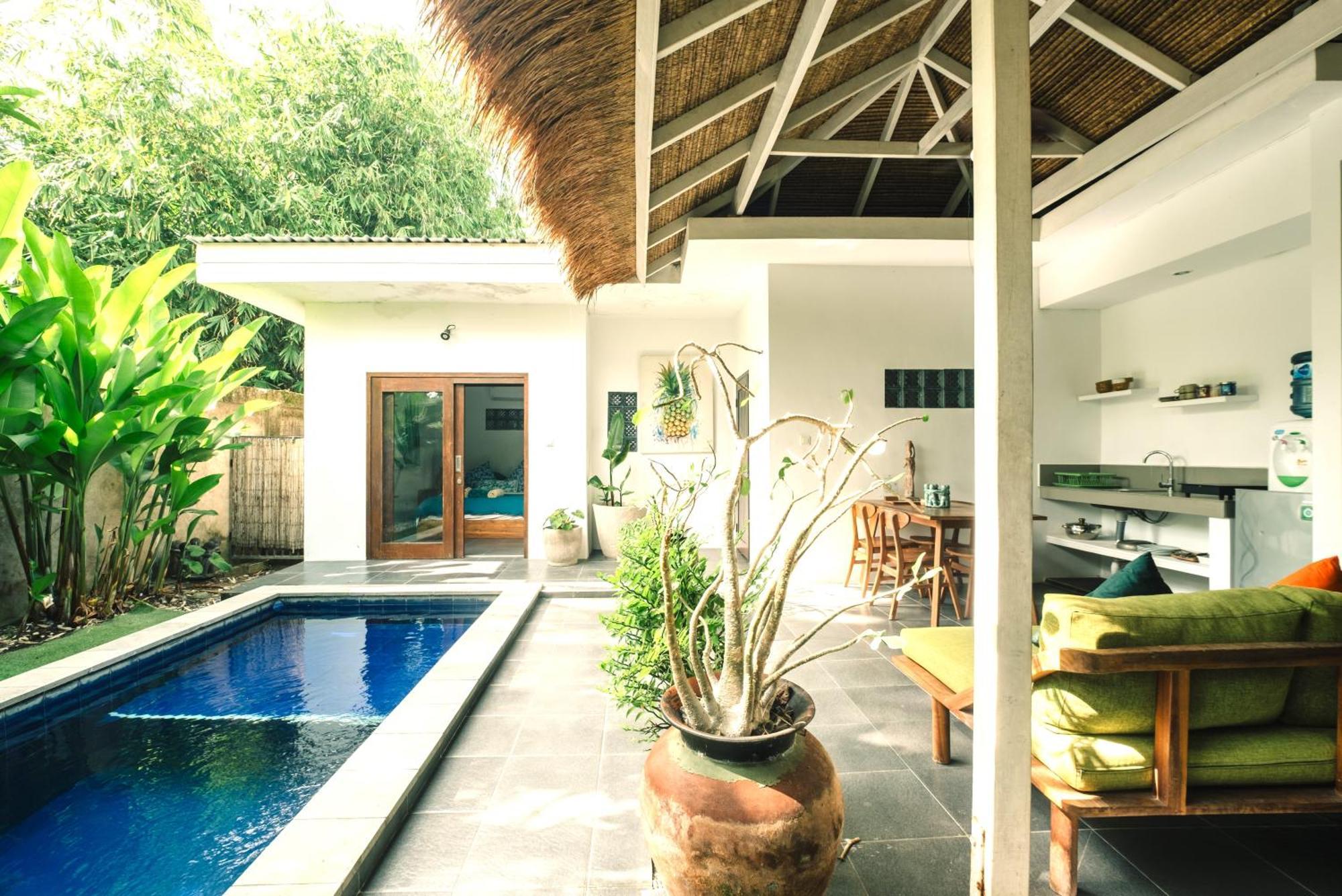Mewali Villa'S Kuta  Ngoại thất bức ảnh